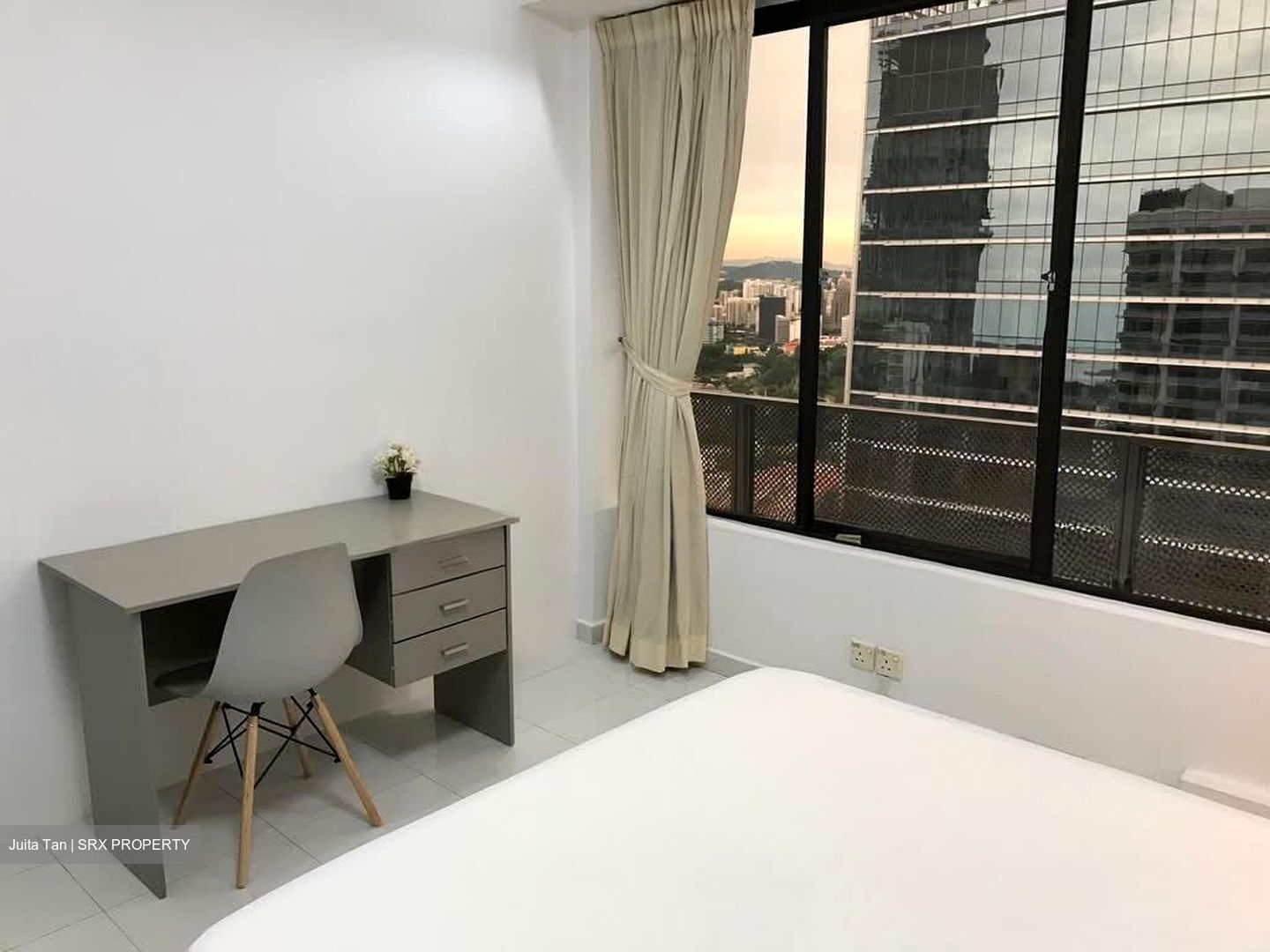 International Plaza (D2), Apartment #602935771